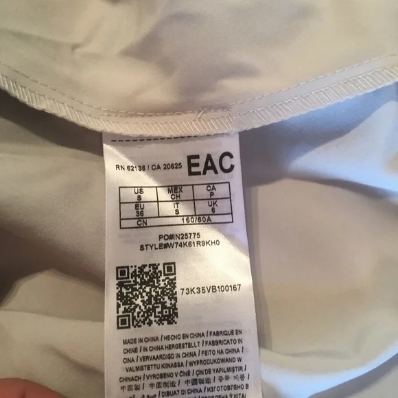 Guess  embroidered  flower dress NWOT​​​ - Picture 7 of 13